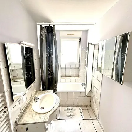3 Pieces La Nouvelle Pn000-151 Apartment *